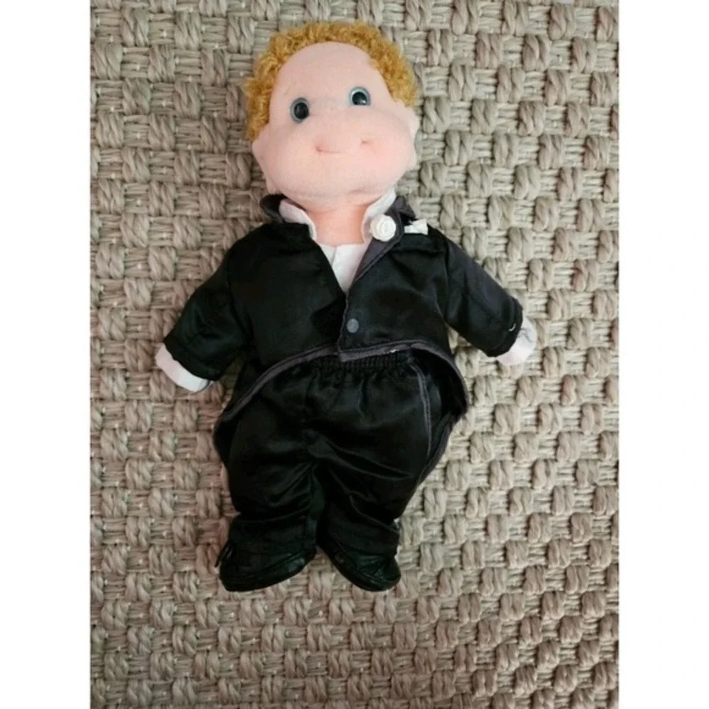 Vintage Ty Wedding Plush Dolls Set Bride & Groom Collectible Toys‎ Lot of 4